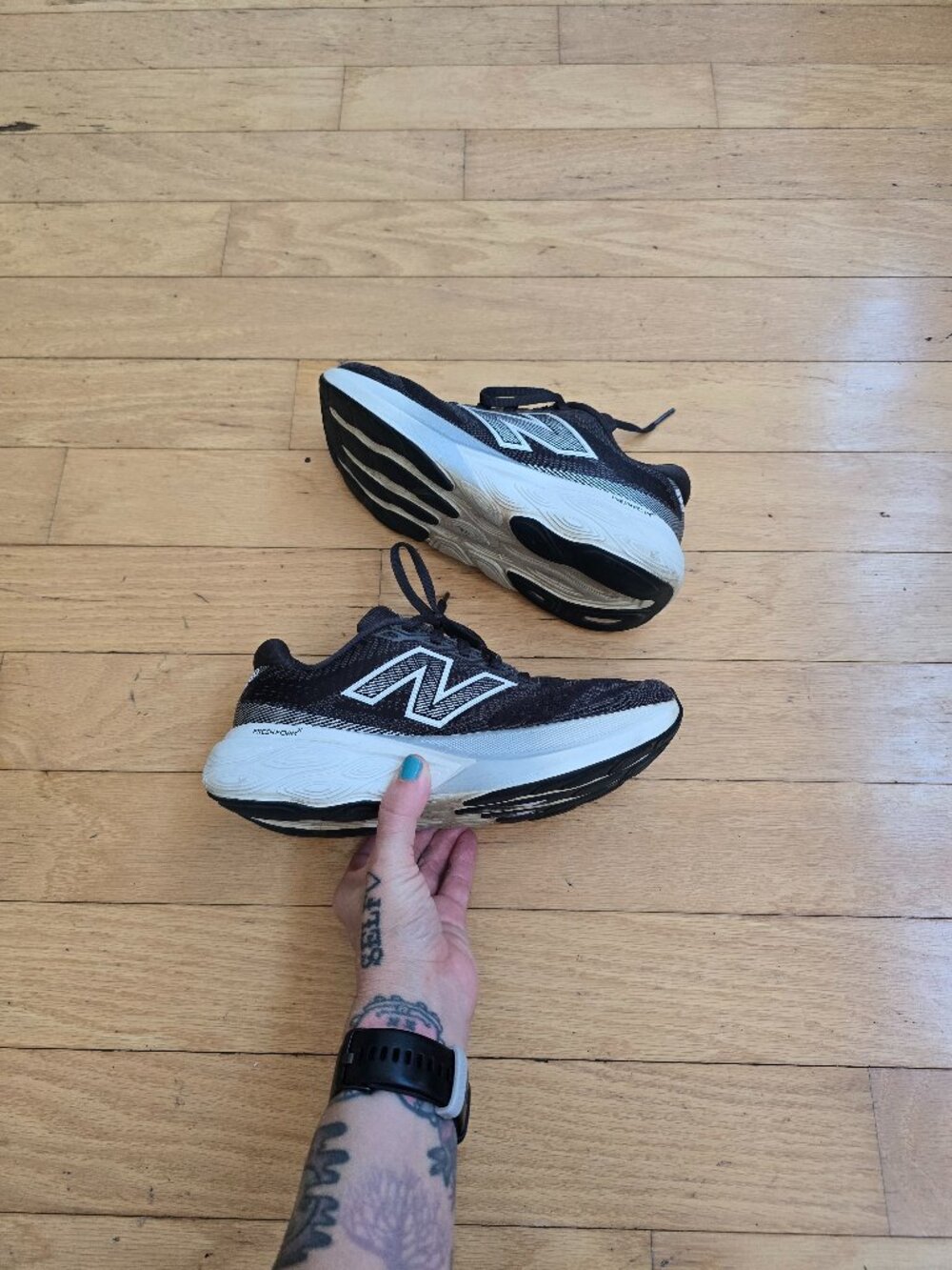 New Balance | Fresh Foam X 880 v14 Black White Running Sneakers | WMS 7